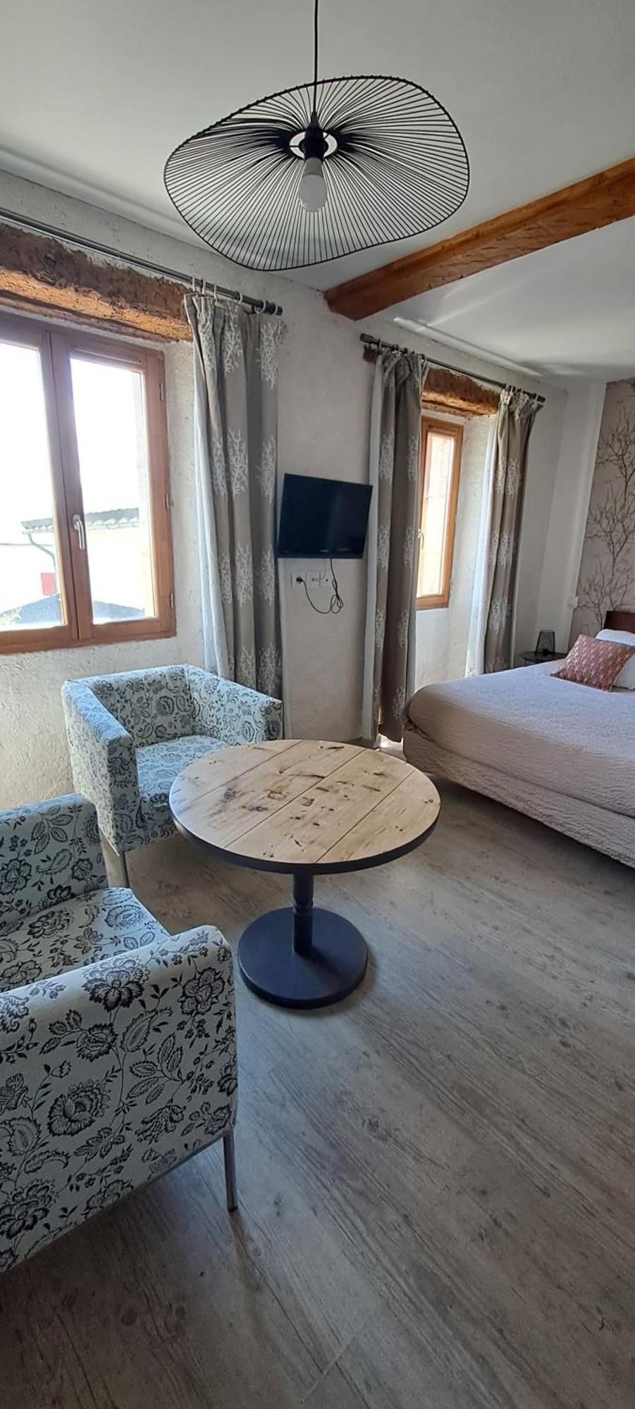 Le Grenier Des Moineaux Bed & Breakfast Font-Romeu-Odeillo-Via Cameră foto