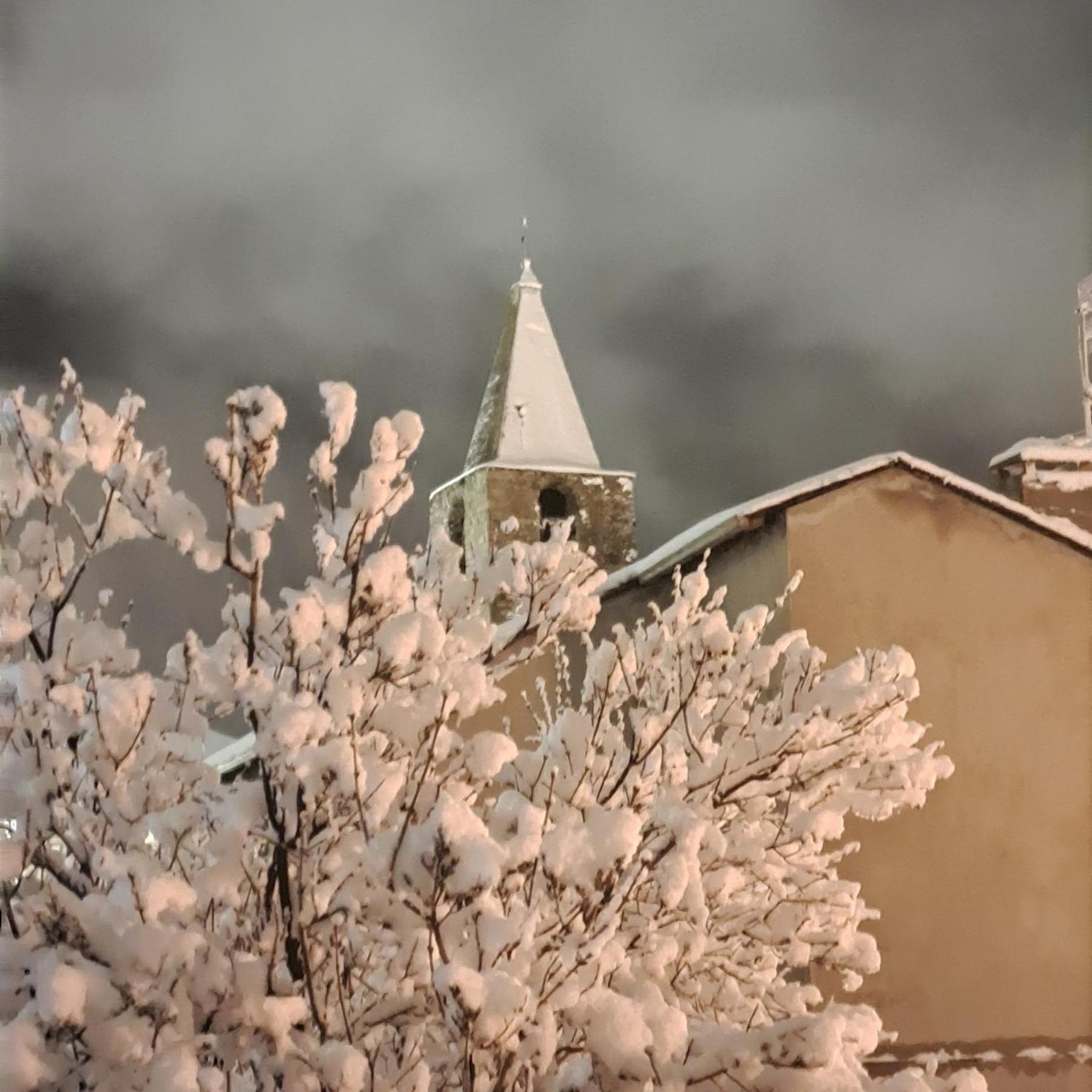 Le Grenier Des Moineaux Bed & Breakfast Font-Romeu-Odeillo-Via Exterior foto